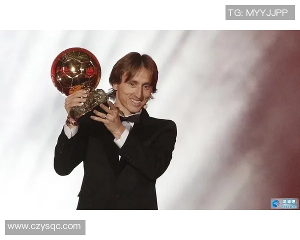 女孩热爱足球球星的背后故事：从偶像到人生榜样的心路历程